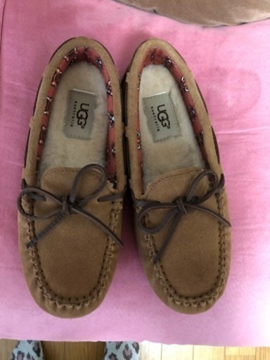 UGG スリッポン 売れました
