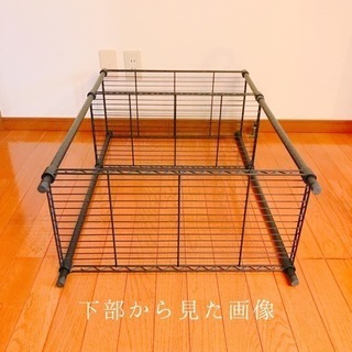 金属ラックの画像