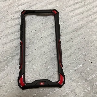 iPhone7用バンパー