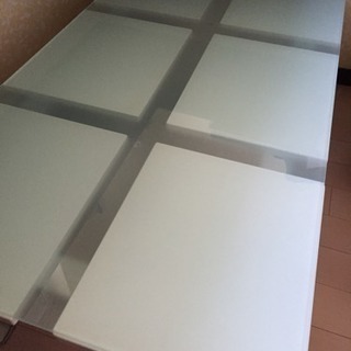 ガラストップ ローテーブル　値下げ❗️