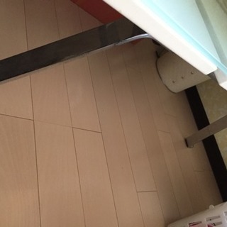 ガラストップ ローテーブル　値下げ❗️の画像