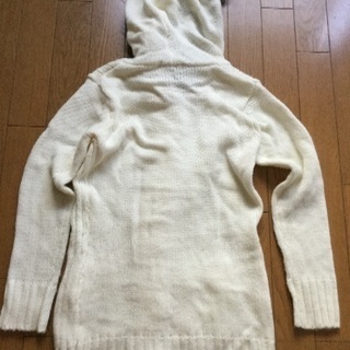 （商談中）ニットパーカー 白／160の画像