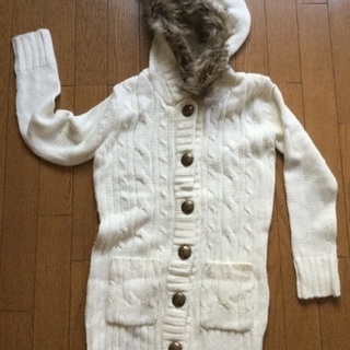 （商談中）ニットパーカー 白／160の画像