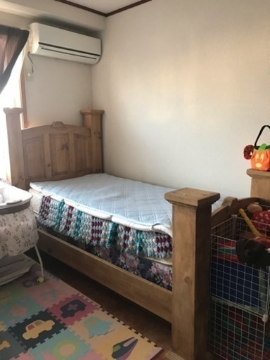 シングルベッド