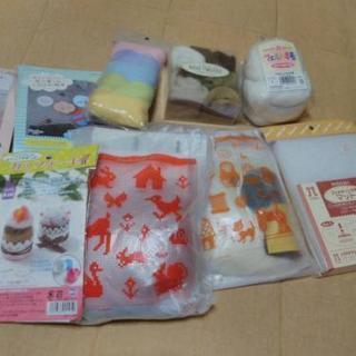 値下げしました!手芸　羊毛フェルト製作用品セットの画像
