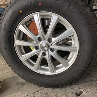 タイヤ&ホイールセット スタッドレス 二ヶ月のみ使用の画像