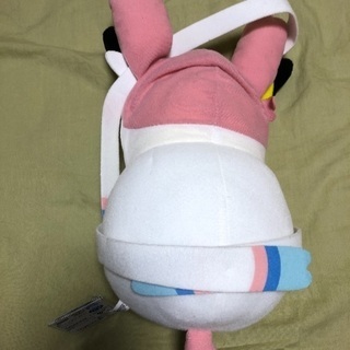 ピカチュウぬいぐるみの画像