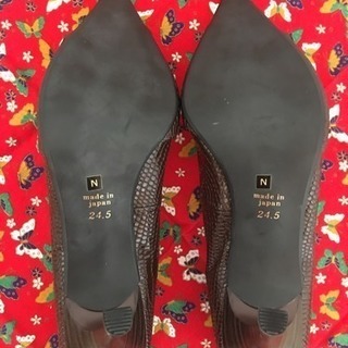 売却済 パンプス 24.5 日本製の画像