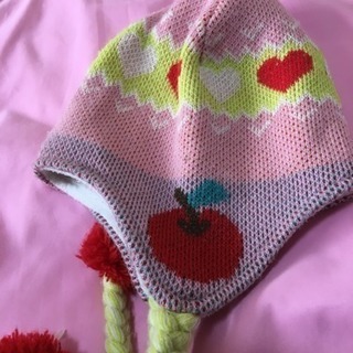 ピンク ニット 毛糸帽子の画像