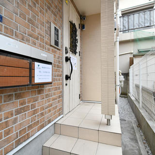 【女性専用】駅近♪今だけ全部込み5万5000円！
