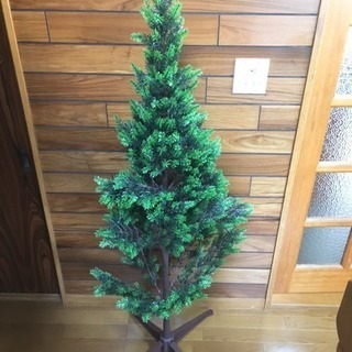 クリスマスツリーの画像