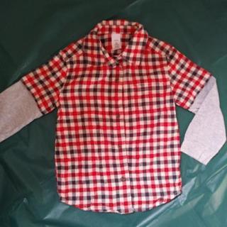 ☆新品☆　carter's 重ね着風シャツ　１００