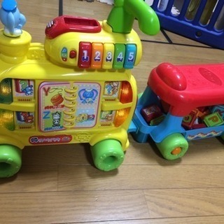 アルファベットトレインとリモコン