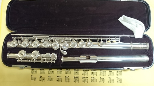 YAMAHA YFL-411II　ヤマハさんにて全体調整済み