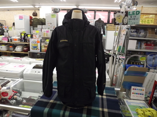 columbia コロンビア　マウンテンパーカー　タイタニウム　TITANIUM 黒　メンズ　Sサイズ　札幌　西岡店