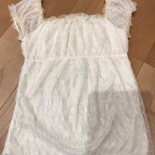 トップス リズリサの画像