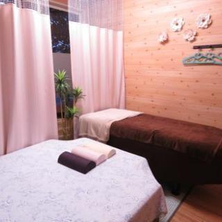  【口コミ件数１００件❗花森自然形体院】クリスマスまでに小顔を目指す❗先着１０名❗★最安値★シンメトリー小顔エステ￥3333×３回 - 地元のお店