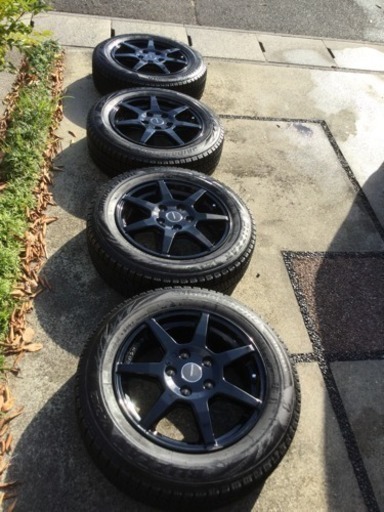 スタッドレスタイヤ BLIZZAK VRX2