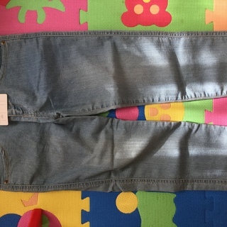 新品タグ付き M デニムの画像