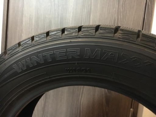 【スタッドレスタイヤ】DUNLOP WINTER MAXX WM-01 185/65R15 88Q