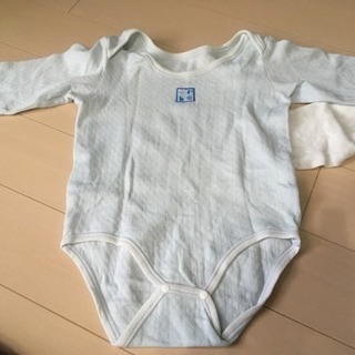 ag104_値下げ🎵キルティング3枚セット☆長袖ボディスーツ80センチ２枚、95センチ長袖シャツの画像