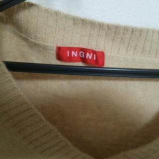 INGNI ベージュ ニットの画像