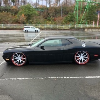 ダッジ チャレンジャー SRT8 カスタム アメ車 マッスルカーの画像