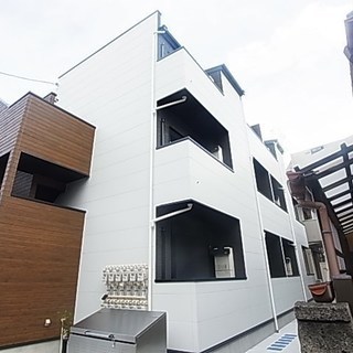 🉐初期費用11万円🙂築浅BT別デザイナーズ♪千代田線綾瀬駅徒歩９...