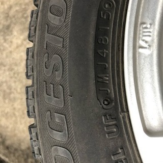 車のタイヤとホイールあげますの画像