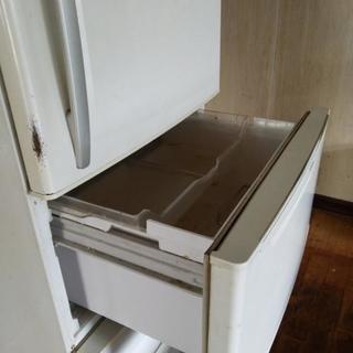 4ドア冷蔵庫（お引き取り中）の画像