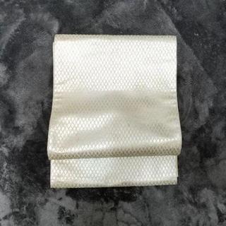 お値下げプラチナ丸帯です

の画像