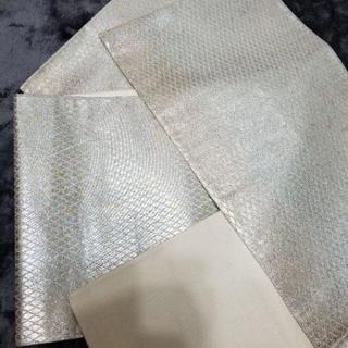 お値下げプラチナ丸帯です

の画像