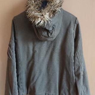 中古MOUSSYマウジー中綿フード付ジャケットＳカーキの画像