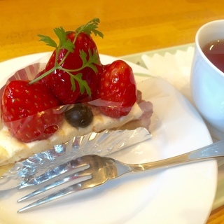 12月15日（土）子育て中のお母さんが『思わず笑顔になるお茶会』...