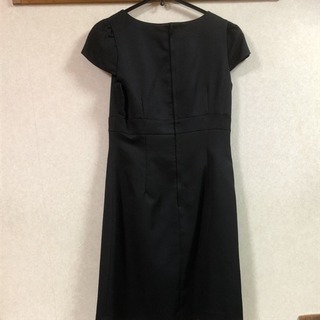 フォーマルスーツ 三点セットの画像