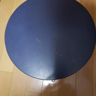 小さなテーブル