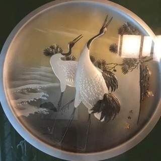 幸せな鶴の絵画の画像