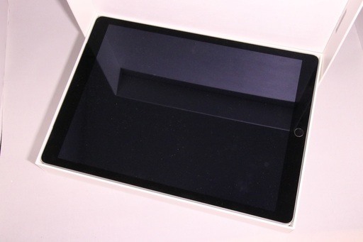 【まだまだ現役。大きな画面で！】ipadPro12.9インチ　128GB（Wifi＋docomo版）