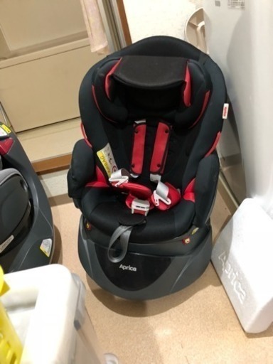 Aprica チャイルドシート