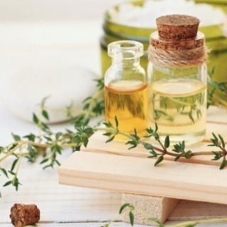 メディカルアロマ 家庭の薬箱の画像