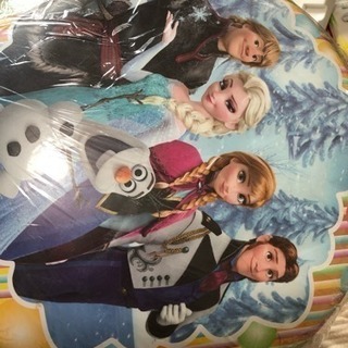 アナと、雪の女王イスの画像