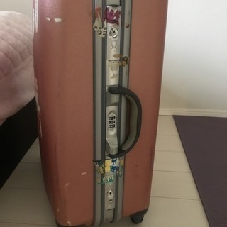 スーツケースなどなどの画像