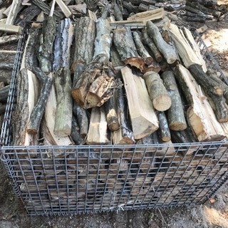 薪  神奈川県秦野市発
