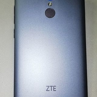期間限定で掲載(26日PM11:59迄)　ZTE Blade V580(チタングレー) ※送料込み3550円の画像