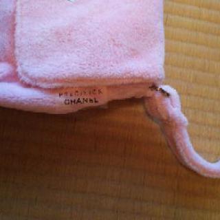 値下げ  CHANEL ピンクモコモコショルダー の画像
