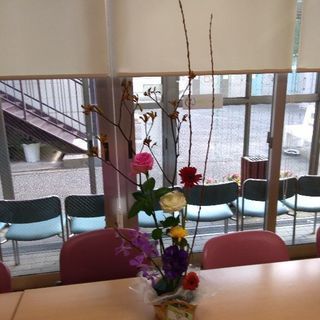 高津橋囲碁同好会メンバー募集  tel:078-914-6336