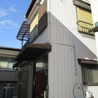 「朝霞駅」徒歩１５分。室内リフォーム済、一戸建貸家。