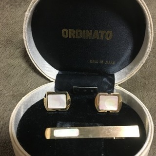 新品 カウス& ネクタイピン セット未使用品の画像