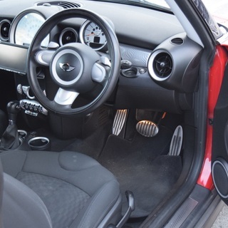 【価格値下げ】平成21年式　BMWミニ　クーパーS　R56　ターボ　パドルシフト　キセノン　17AW　HDDナビ　地デジ 　ETC 　車検32年7月の画像