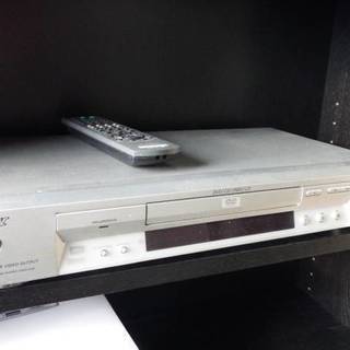 DVP-NS715P　プログレッシブ出力対応DVDプレーヤー